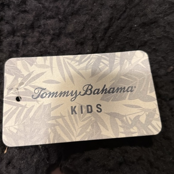 Size 4 kids Tommy Bahama Black Cozy Hoodie Sweatshirt - Picture 5 of 5